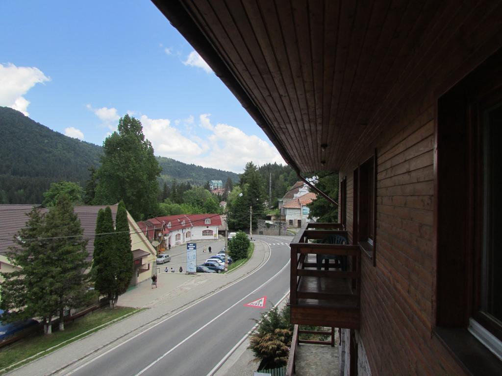 Pensiunea Panorama Elcomex Бэиле-Тушнад Экстерьер фото